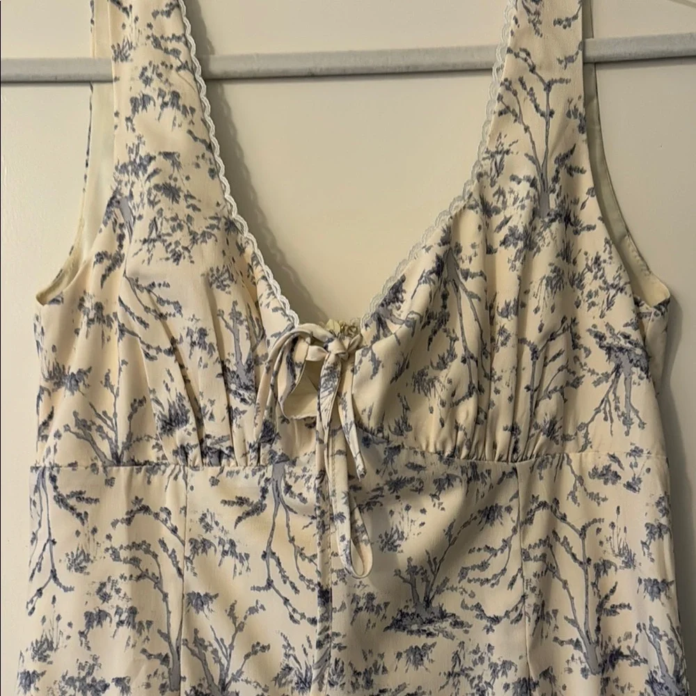 Princess Polly Floral Dress - Picture 2 of 5